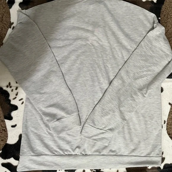 Half zip - Picture 2 of 2